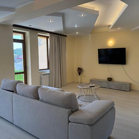 Апартаменты Apartament Central Констанца Экстерьер фото