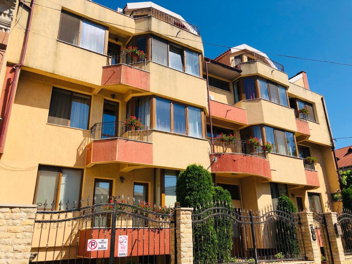 Апартаменты Apartament Central Констанца Экстерьер фото