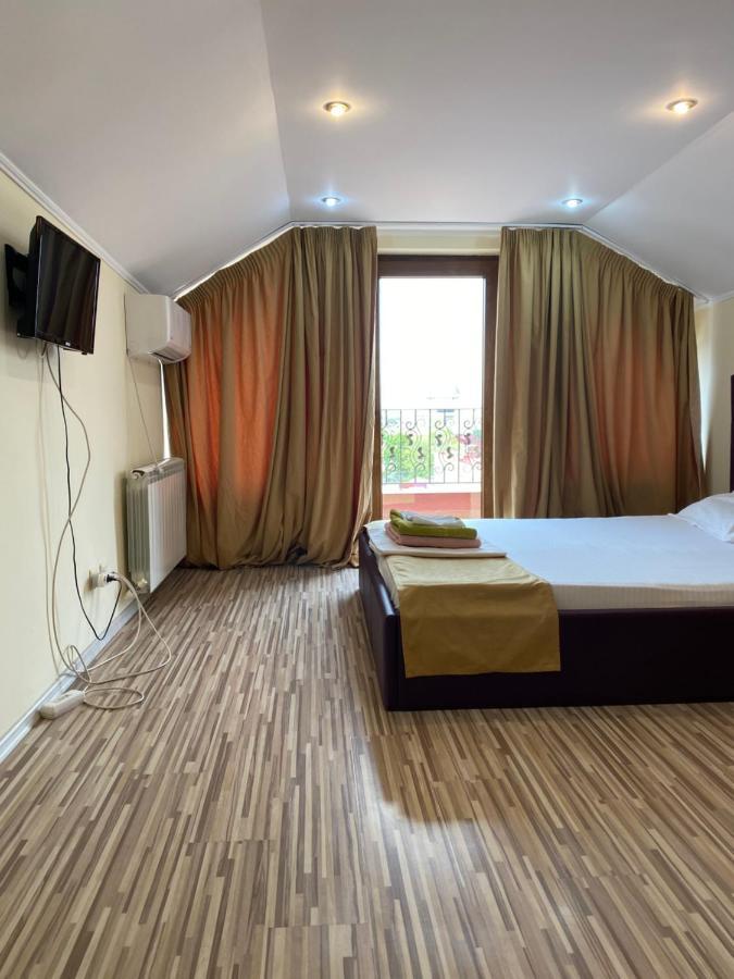 Апартаменты Apartament Central Констанца Экстерьер фото