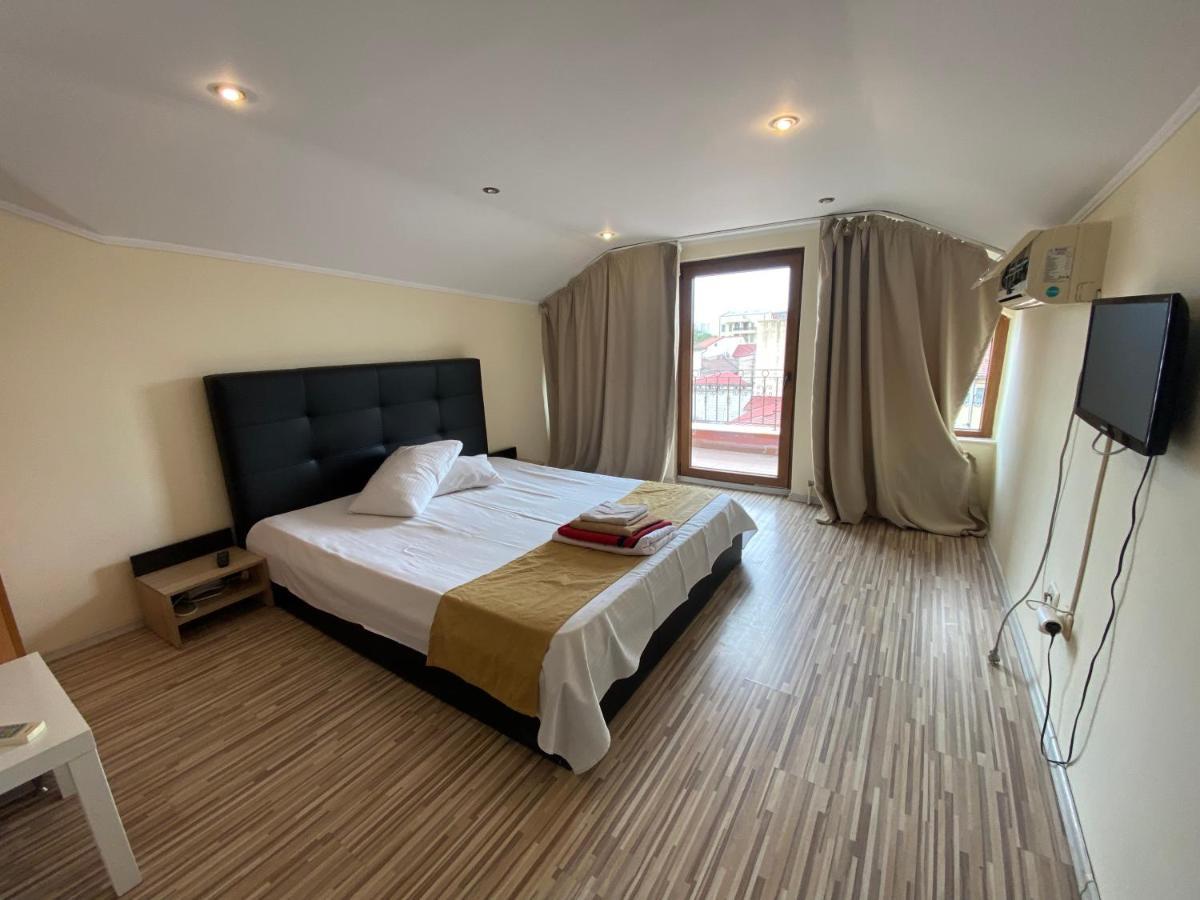 Апартаменты Apartament Central Констанца Экстерьер фото