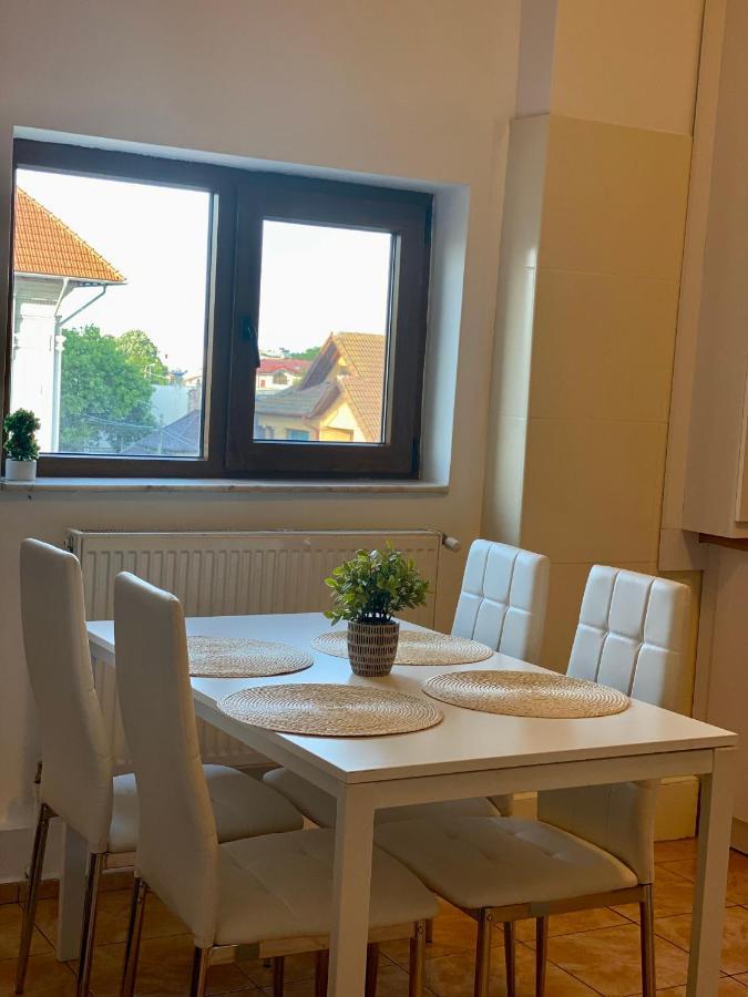 Апартаменты Apartament Central Констанца Экстерьер фото