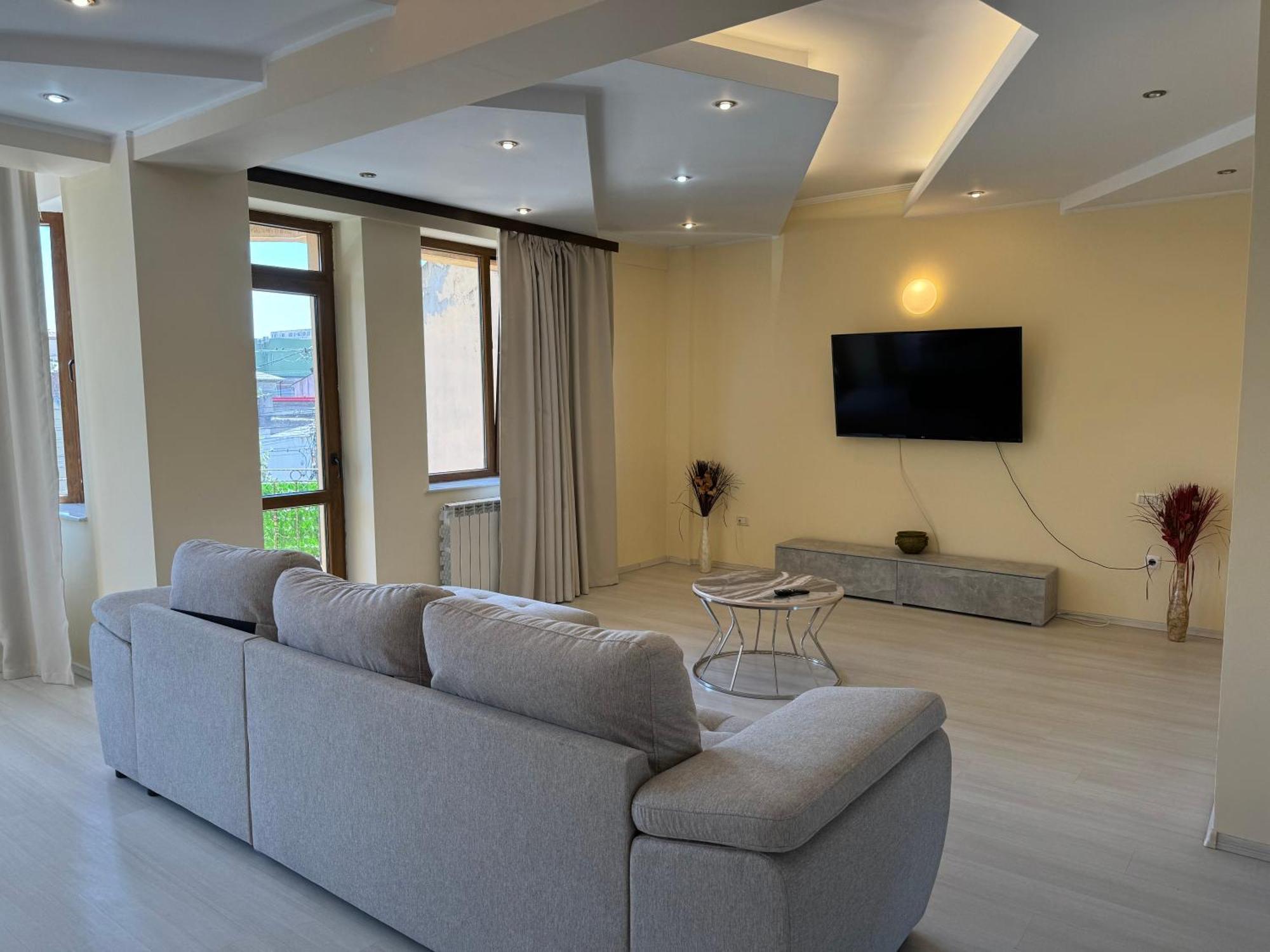 Апартаменты Apartament Central Констанца Экстерьер фото
