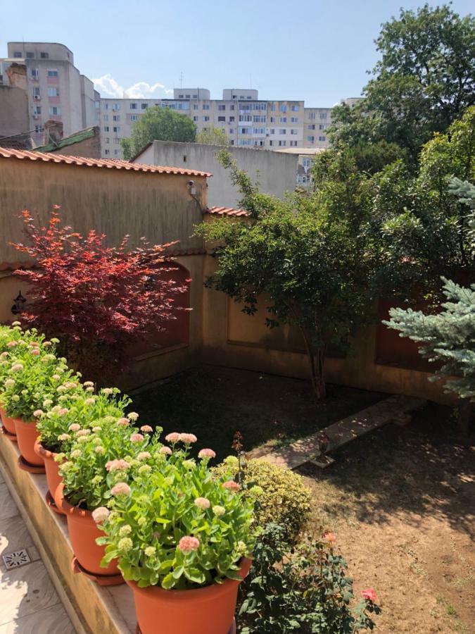 Апартаменты Apartament Central Констанца Экстерьер фото